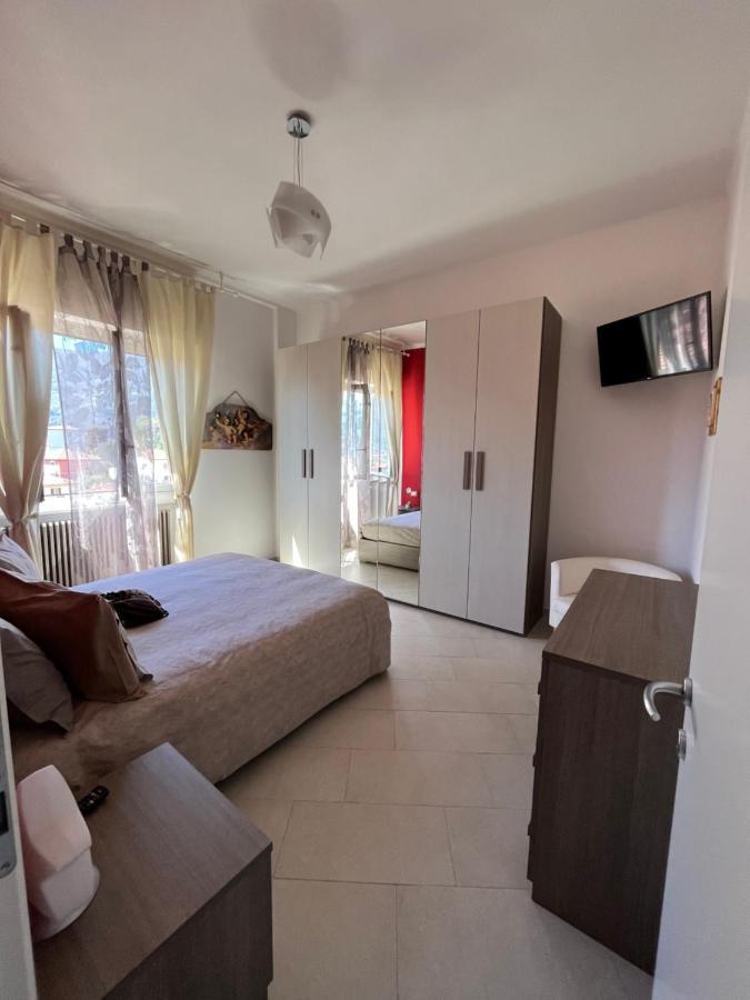לה ספציה Casa Vacanza Le Mura מראה חיצוני תמונה